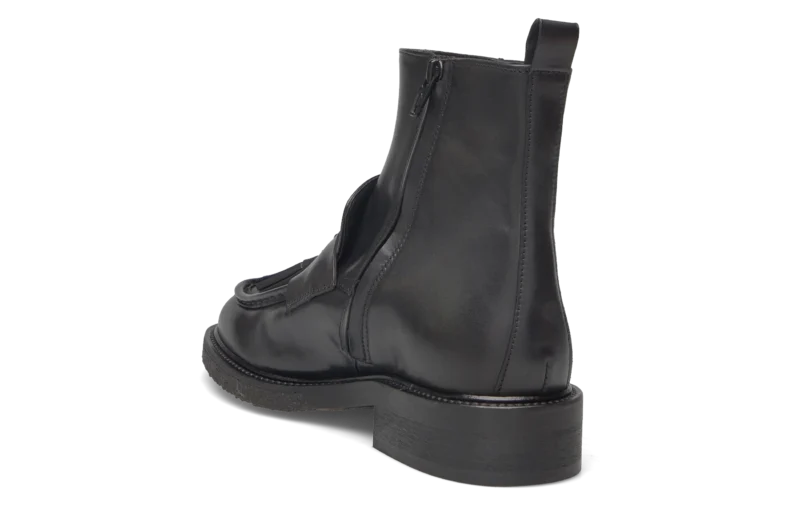 Crust Shiny Shoes Black - Image 4