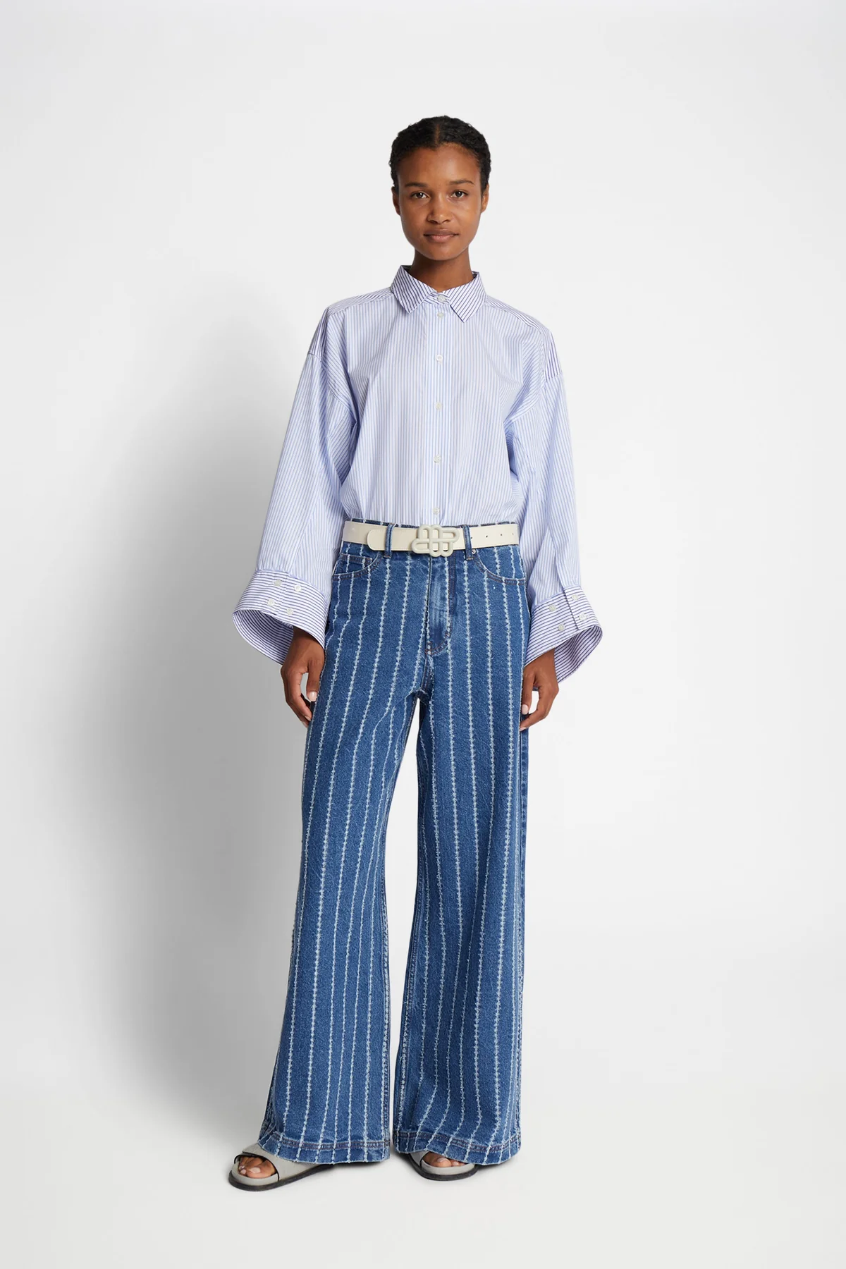 ECUBE JEANS