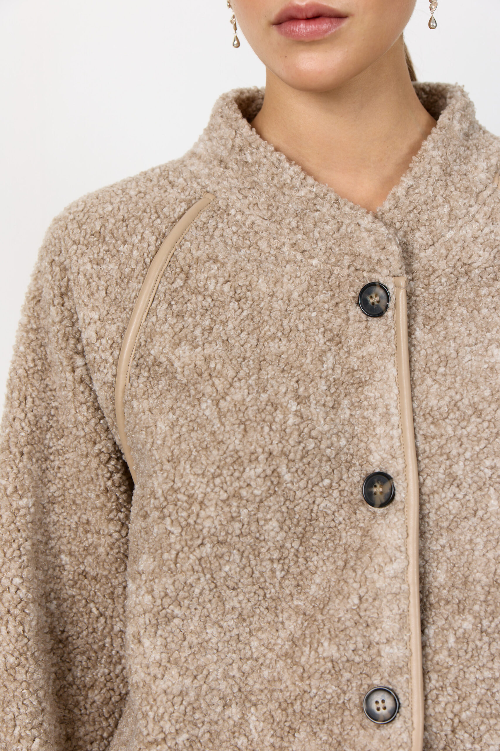 LR-PERNILLE 1 - Image 3