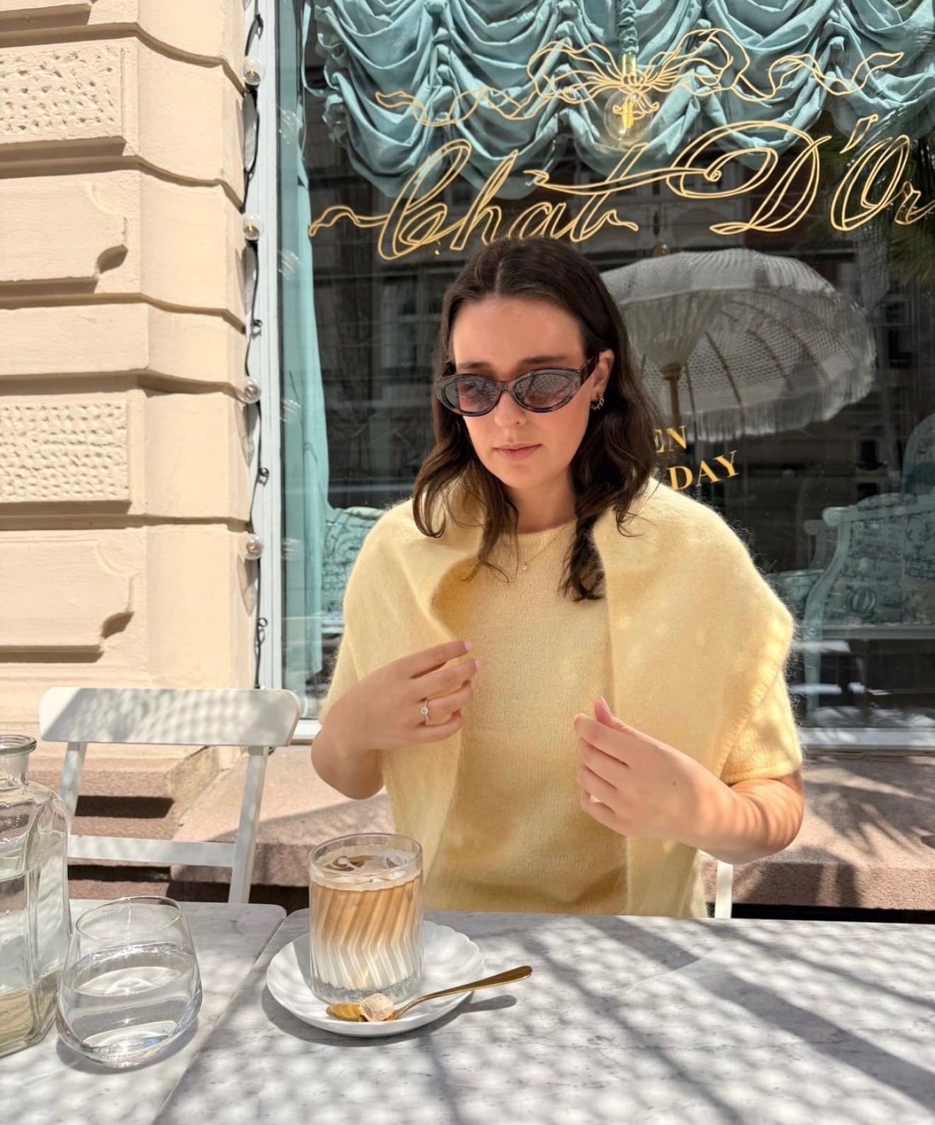 Caroline Trekantskjerf French Vanilla