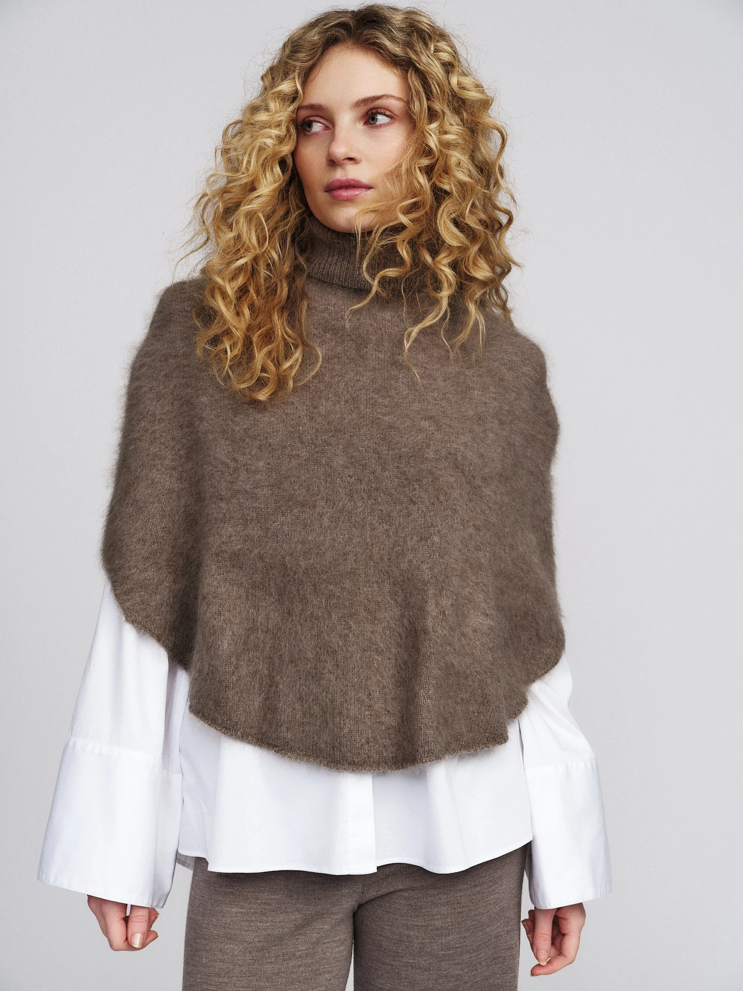Maiken Brushed Poncho Light Brown - Image 2