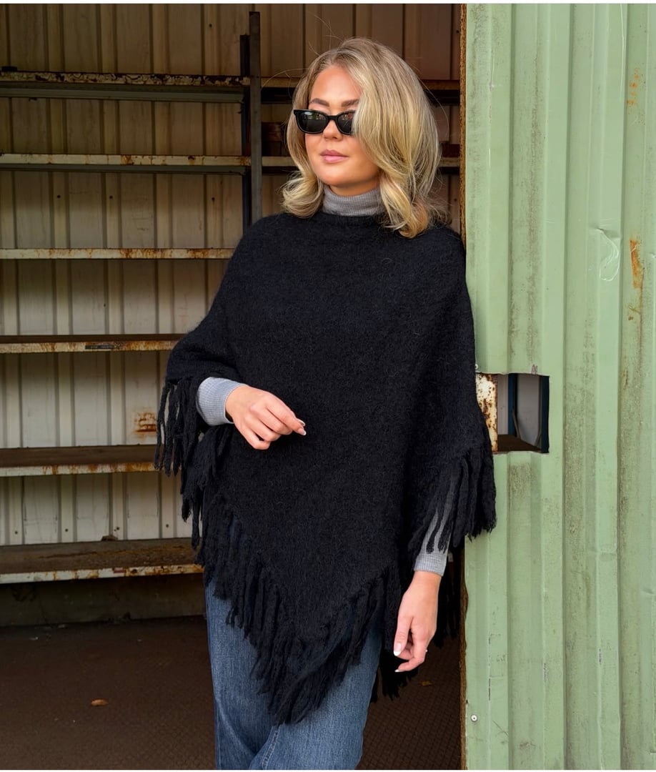 CAROLINE PONCHO BLACK - Image 2