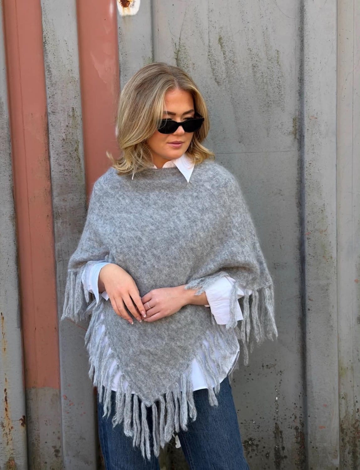 CAROLINE PONCHO GREY - Image 2